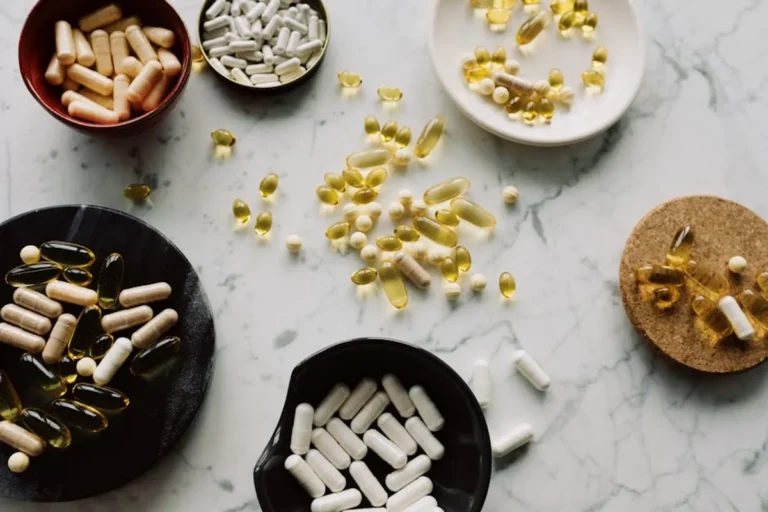 Supplements for Beginners: What to Check Before Buying